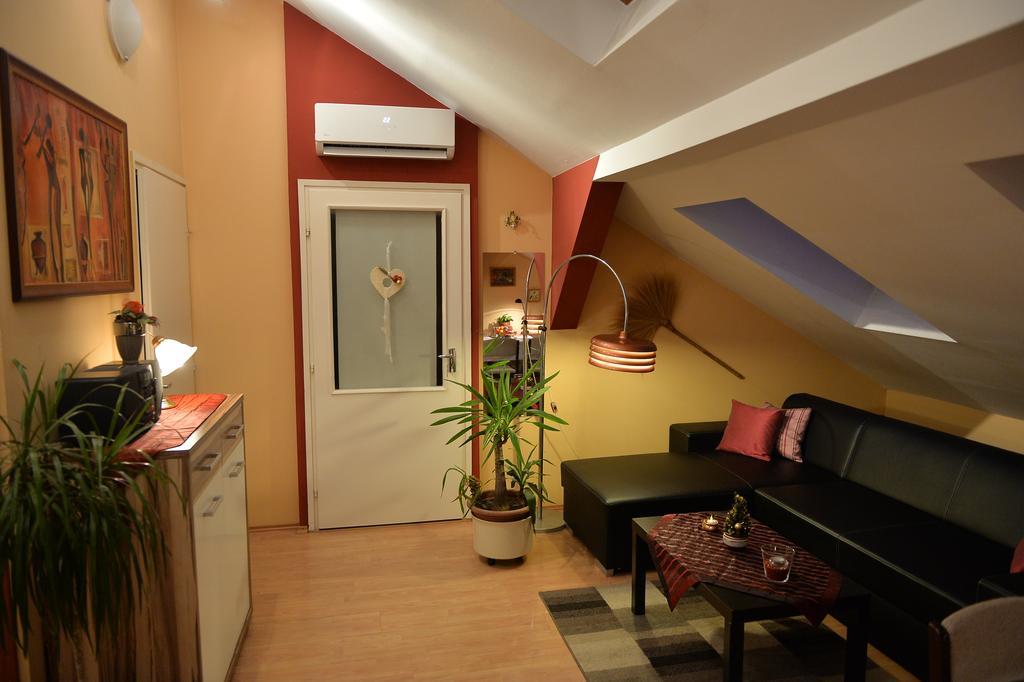 Sopron Eszter Apartman Extérieur photo